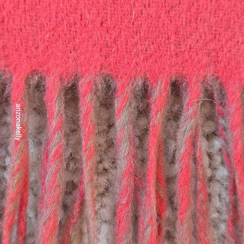 NWOT Arkis Cashmere Luxury Two-Tone Fringed Scarf Pink and Tan - Picture 4 of 15